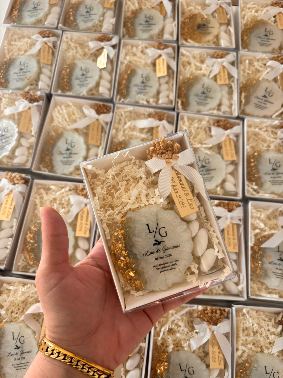 Cadeaux de mariage personnalisés : aimants et tubes de bonbons – Souvenirs de luxe pour les invités