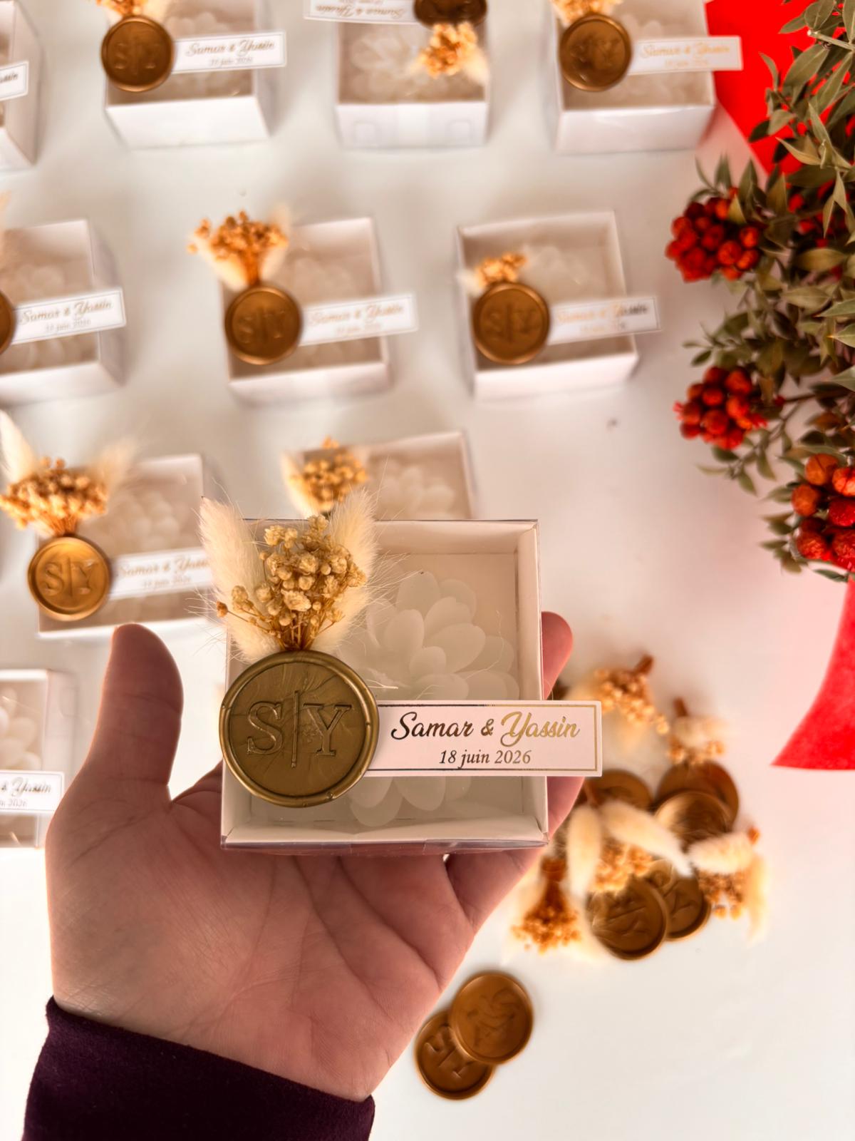 Personalized Lotus Flower Candle Favors - Luxury Wedding Gifts with Gold Wax Seal