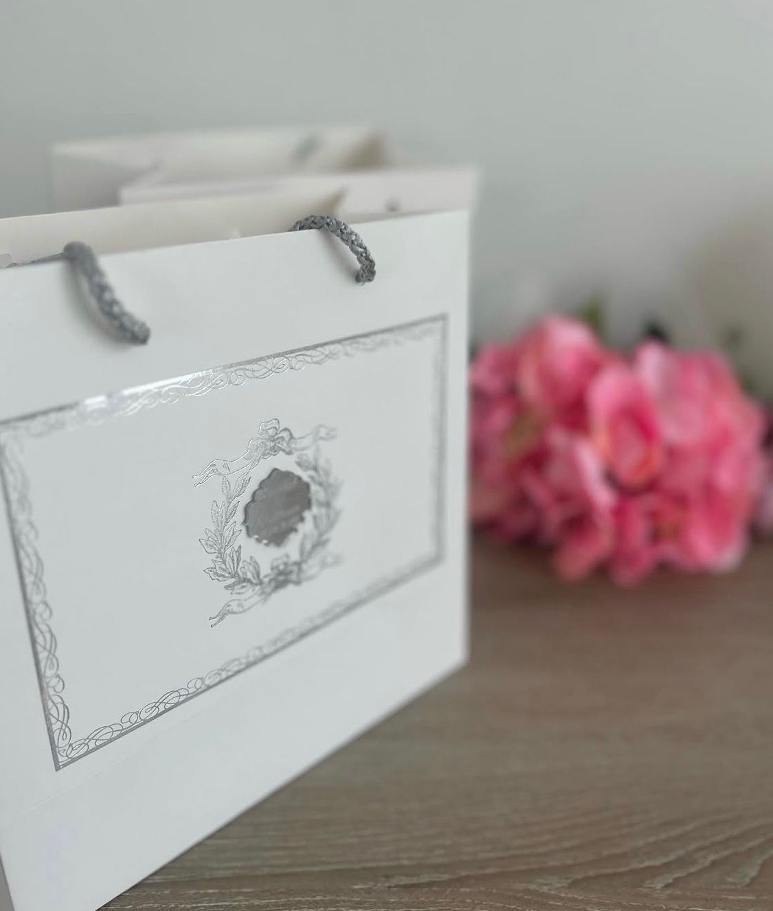 Personalized Luxury Gift Bag (20x20 cm) - Custom Event Packaging