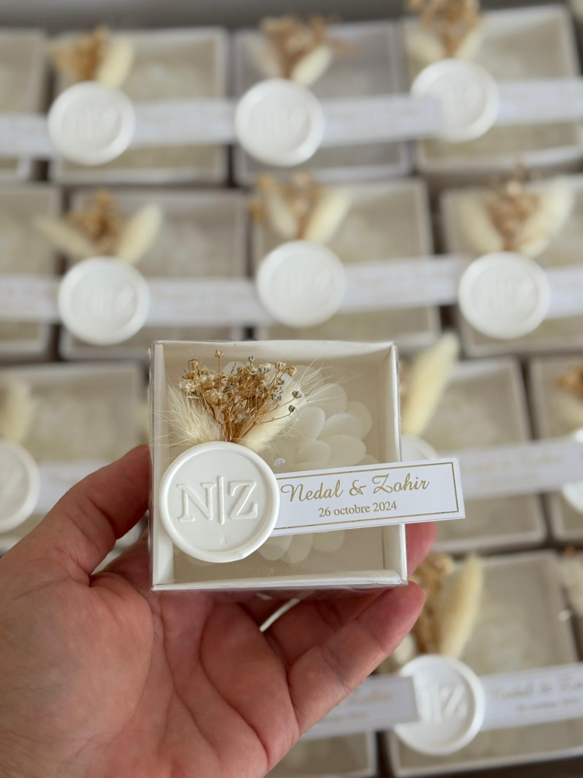 Personalized Lotus Flower Candle Favors - Luxury Wedding Gifts with Gold Wax Seal